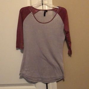 Baseball tee